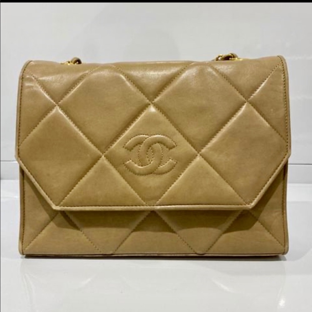 Chanel Matelassê Gold chain beige tan shoulder bag